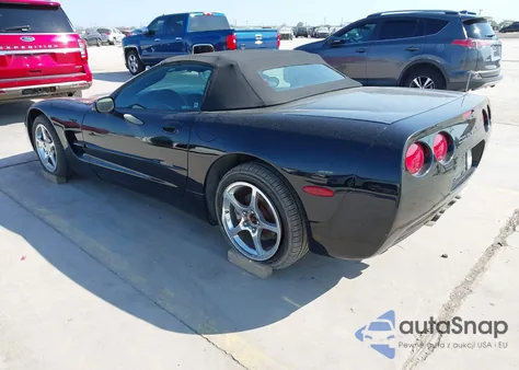2003 Chevrolet Corvette из США, поврежденный, VIN 1G1YY32G435115496